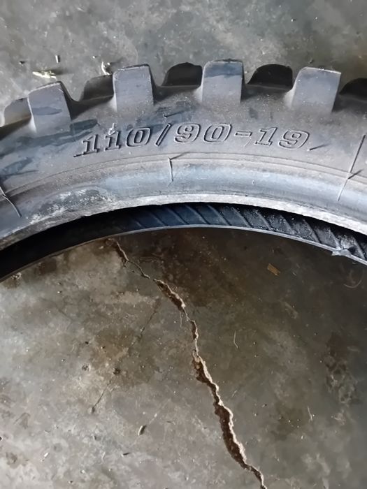 Pneu Dunlop 110/90/19