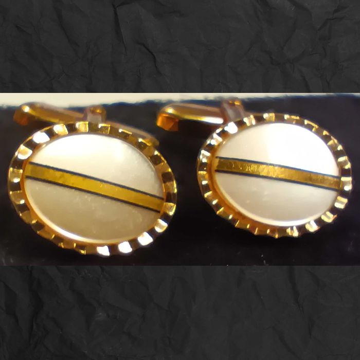 Vintage VERAC Gold Tone Oval Cufflinks White Inlay Stripe Design Original Boxed