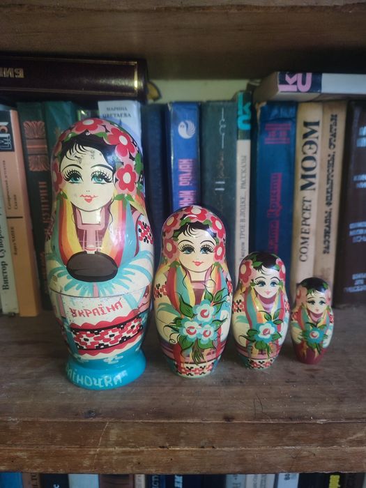 В коллекцию игрушки статуэтки духи наклейки монета ваза ссср