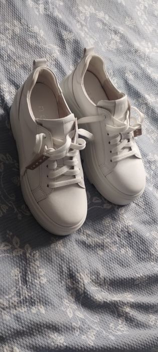 Buty Nessi rozmiar 38