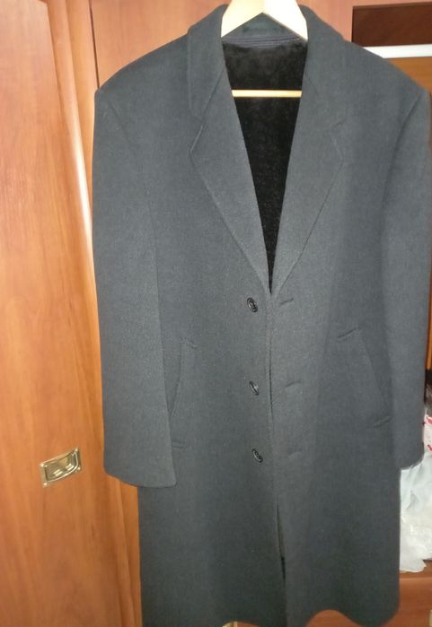 Пальто мужское зимнее.