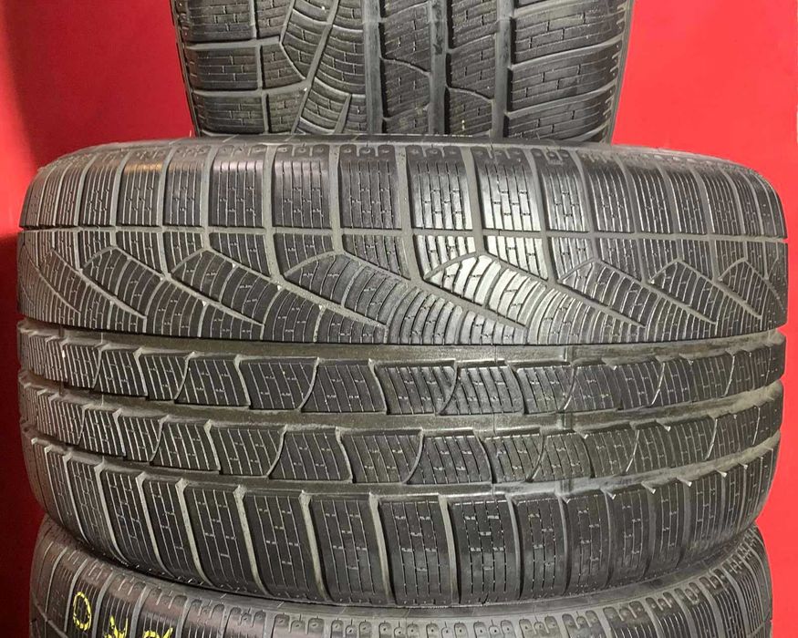 285/35/20 Pirelli Winter SottoZero 2