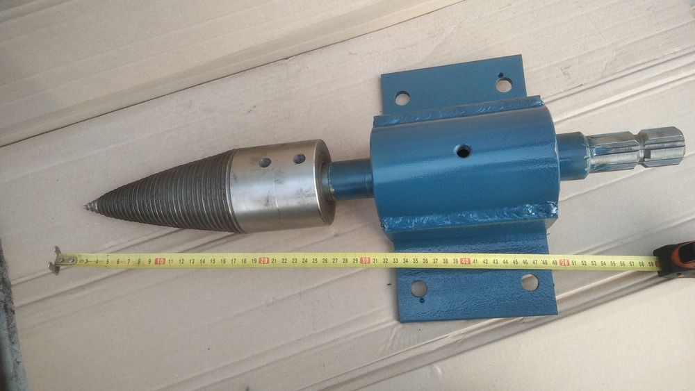 конусный дровокол, дровокол на ВОМ трактора, дровокол винтовой