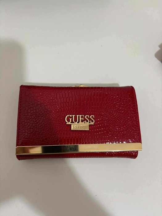 Czerwony Damski portfel nowy GUESS