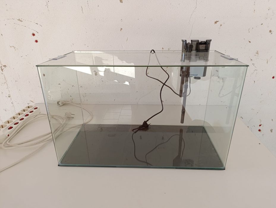 Aquário de água doce 60L