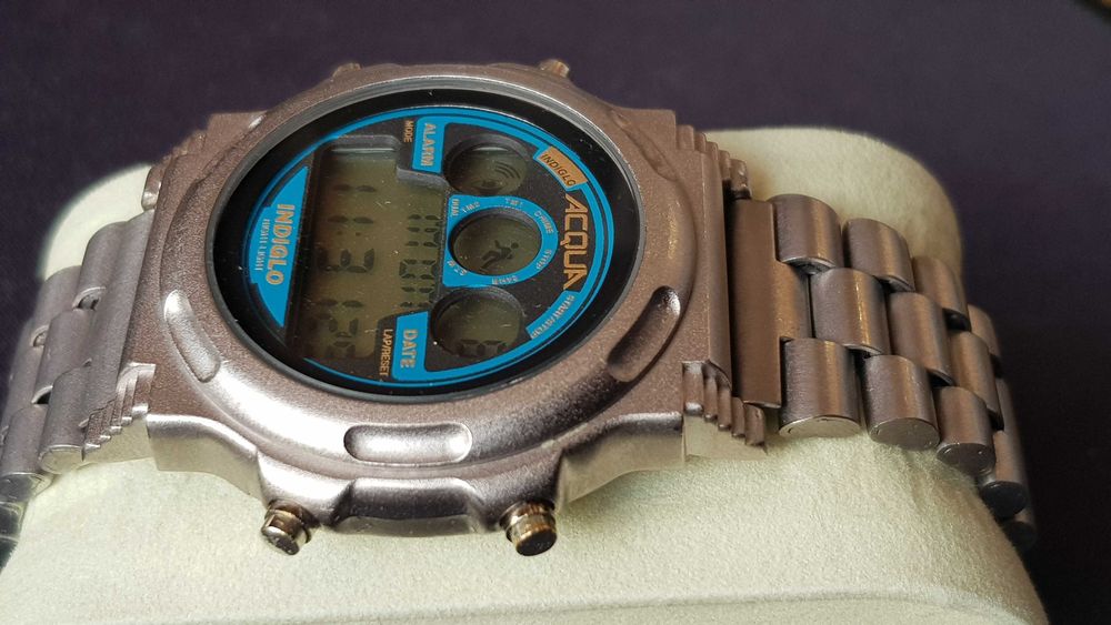 Zegarek Acqua (Timex) LCD