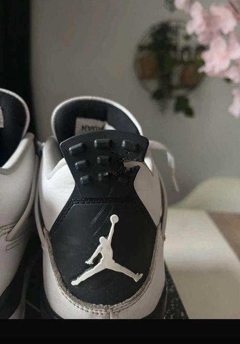 Jordan 4 military black