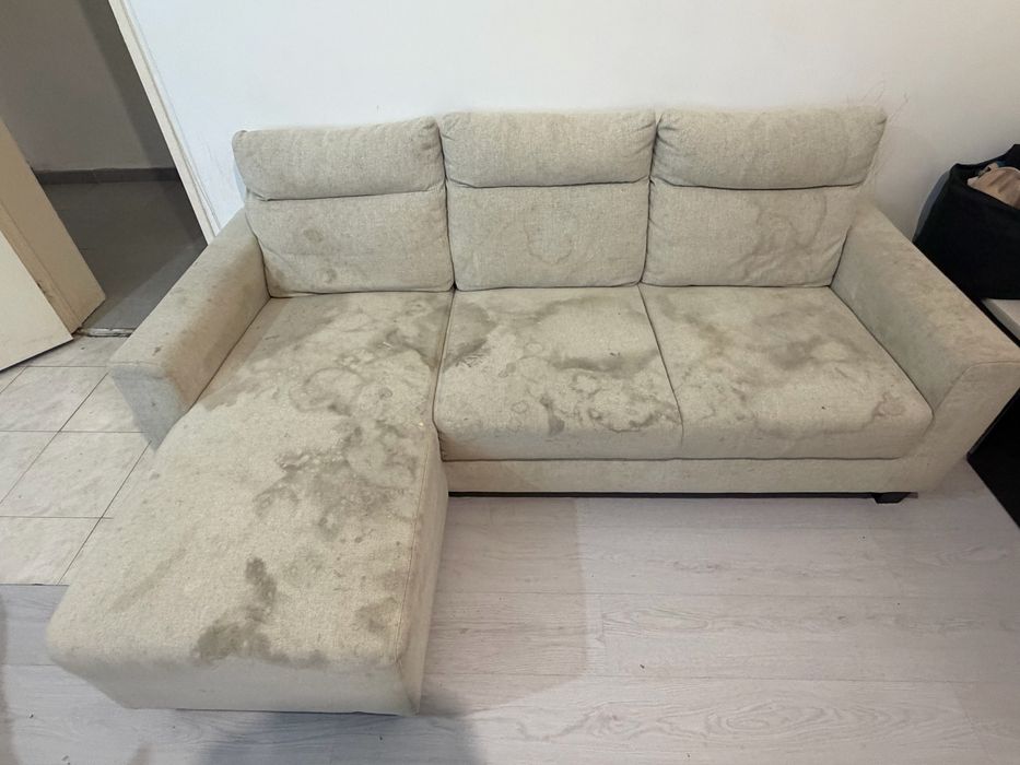 Sofá Chaisse Longue (3 Lugares) – Ideal para Projeto de Limpez