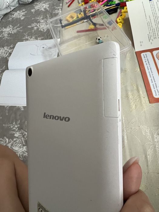 Планшет Леново