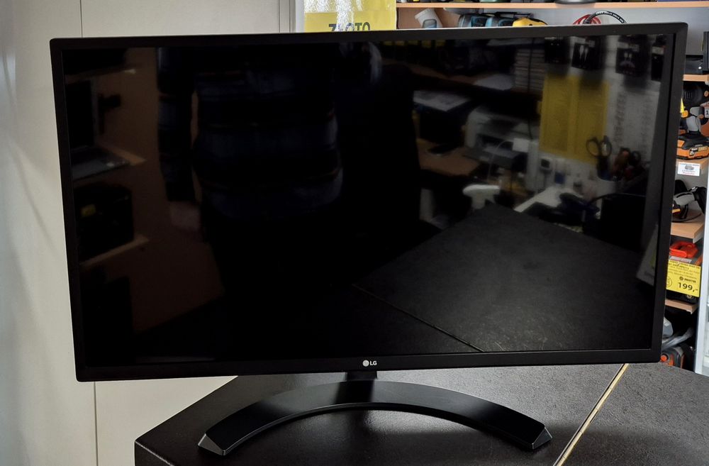 Monitor 32" LG MA68HY, Komis Jasło Czackiego