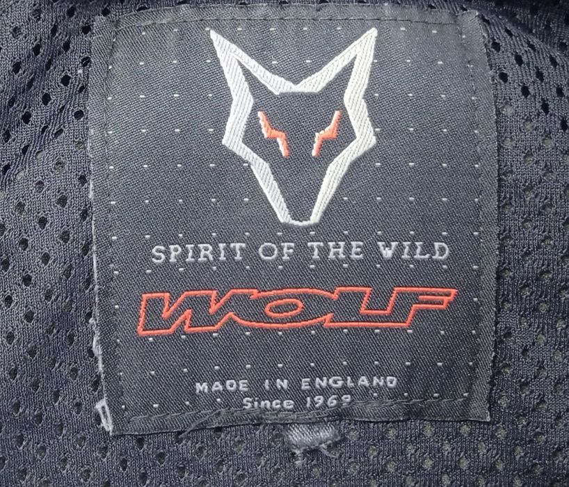Мото костюм мужской кожаный р. М, Wolf Англия.