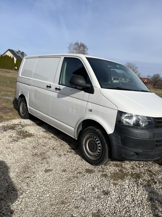 Auto dostawcze Volkswagen T5