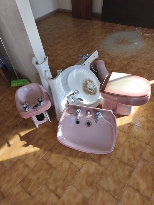 Vendo kit casa de banho usado