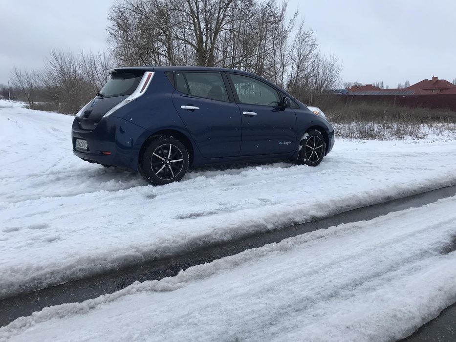 Ниссан Лиф 30 Nissan leaf