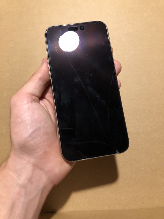 iPhone 15 Pro Max 1T е-сим