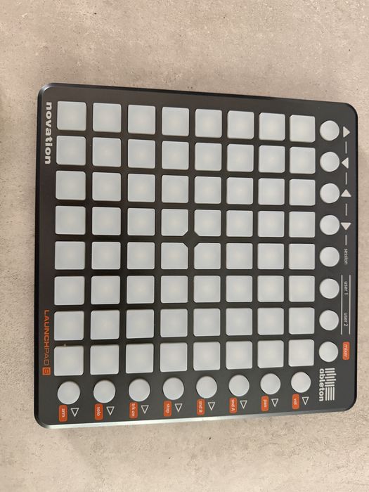 Sprzet Dj akai lpd arturia beatstep novation launchpad