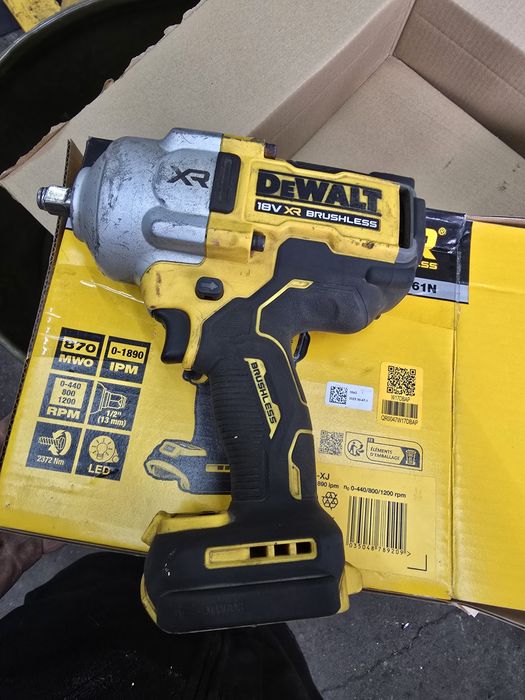 Klucz udarowy dewalt dcf 961
