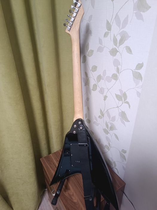 Электрогитара Ample HEV633 BK + ремінь