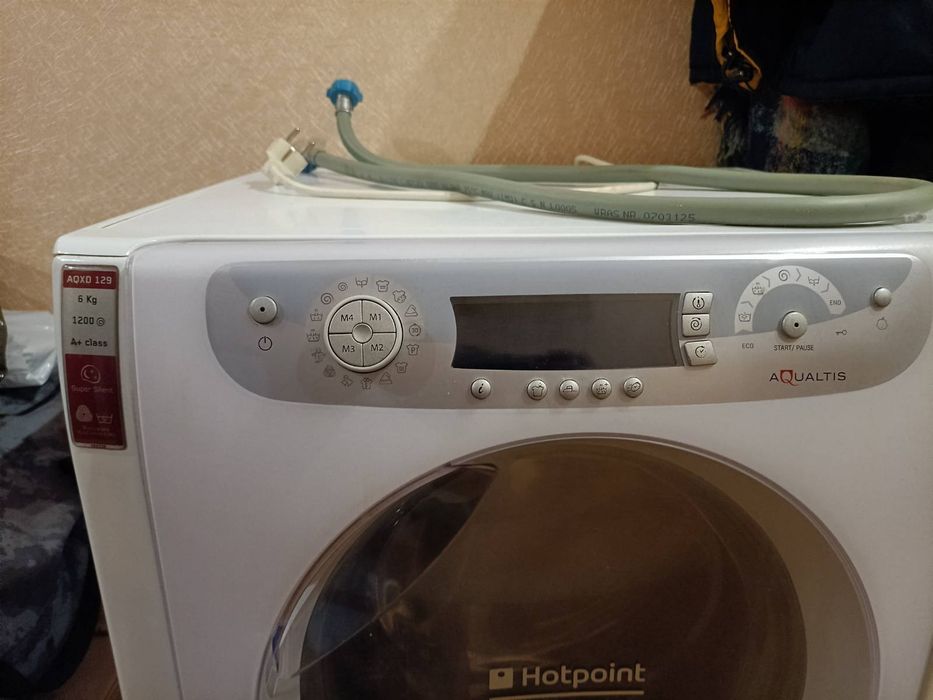 Продам пральну машину Ariston Hotpoint б/у