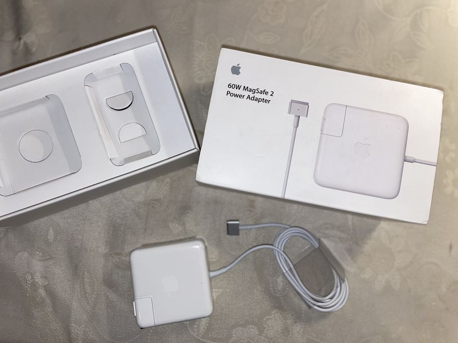 Apple MagSafe 2 60Вт для MacBook Pro 13" Retina MD565Z/A