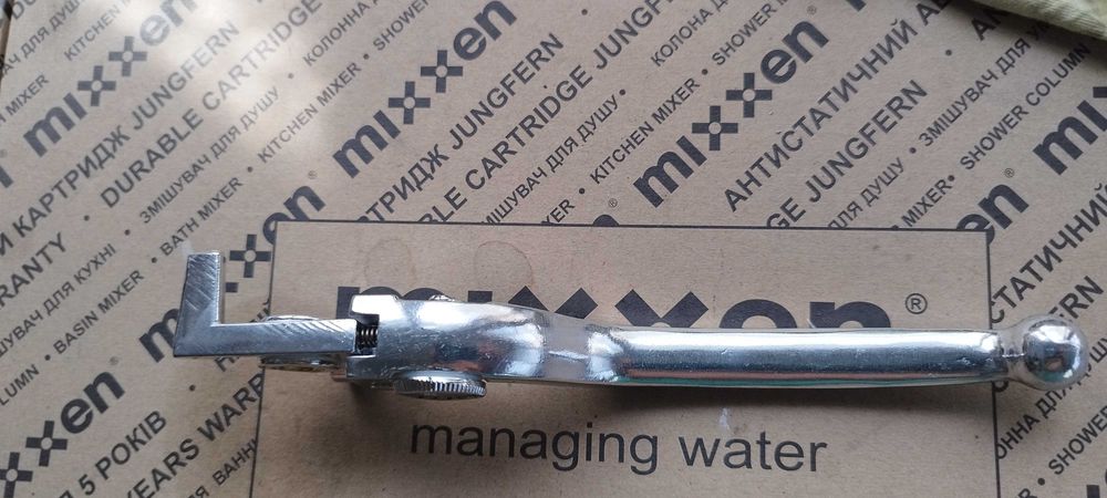 Ручка рычаг курок переднего тормоза Yamaha FZ6 FZ1 MT-03/07/09 XJ6