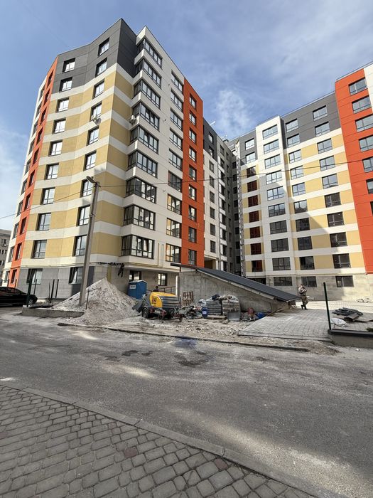 Продам квартиру в новобудові. Вул. Тролейбусна