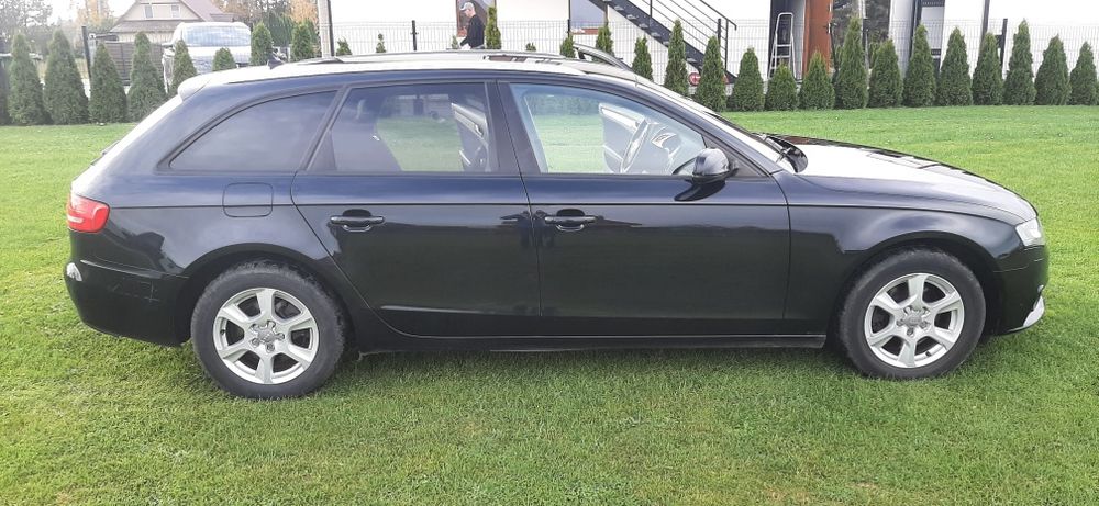 Audi a4 b8 2.0tdi 143km