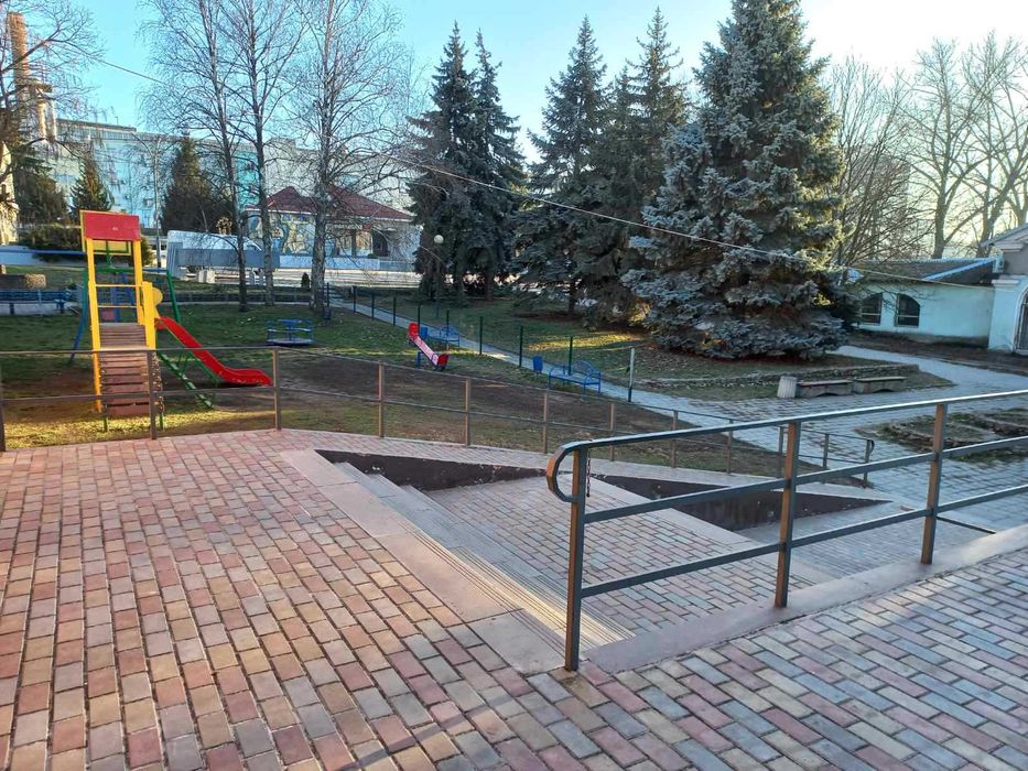 Оренда приміщення, смт. Дніпровське