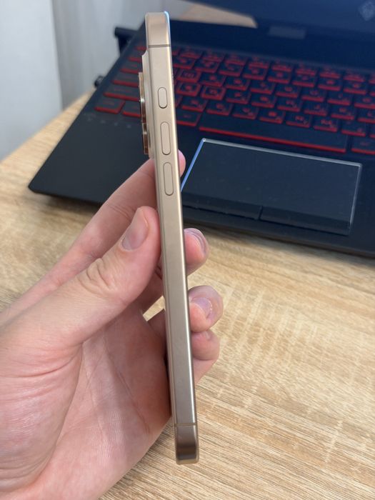 Apple iPhone 16 Pro Max 256Gb Desert eSim, АКБ 95% и 100%