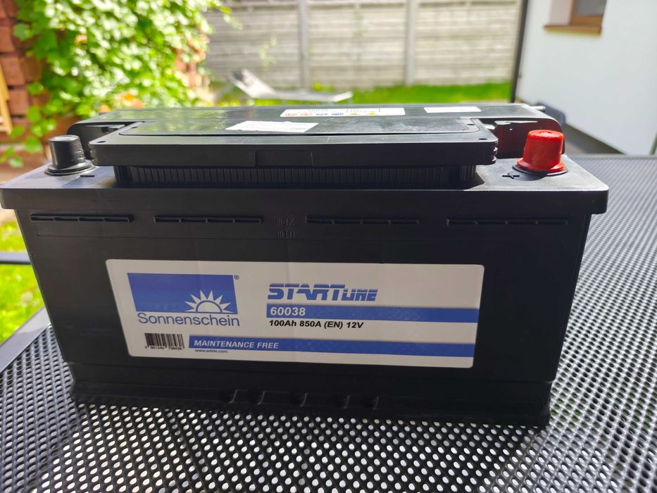 Prawie nowy akumulator 12 V, 100 Ah, 850 A