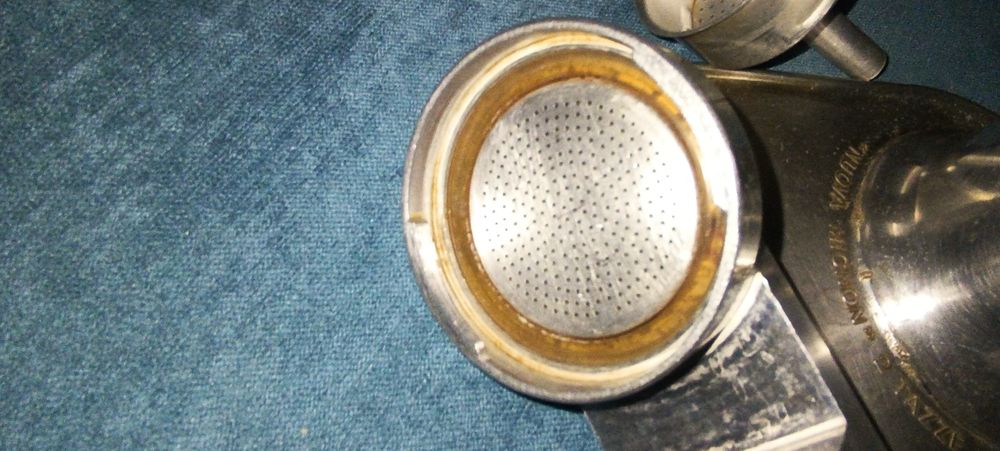 Cafeteira rara e antiga ferro fundido modelo Mignon Anos 60