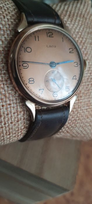 Złoty vintage Laco