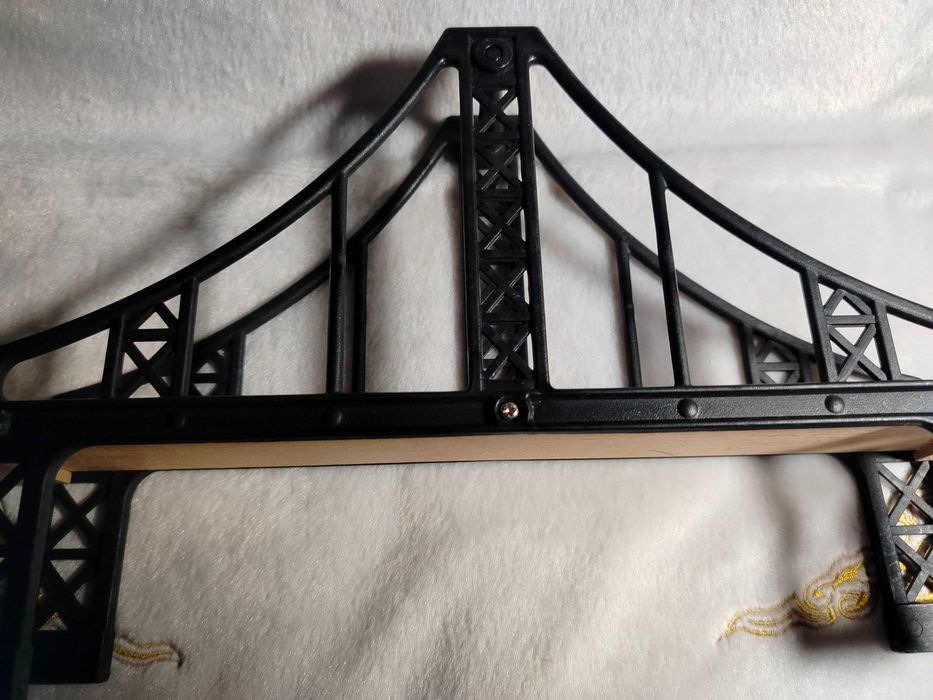 Most do drewnianej kolejki Brio