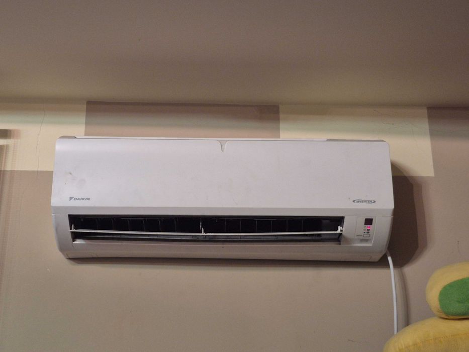 інверторний кондиціонер Daikin RXN35MV1