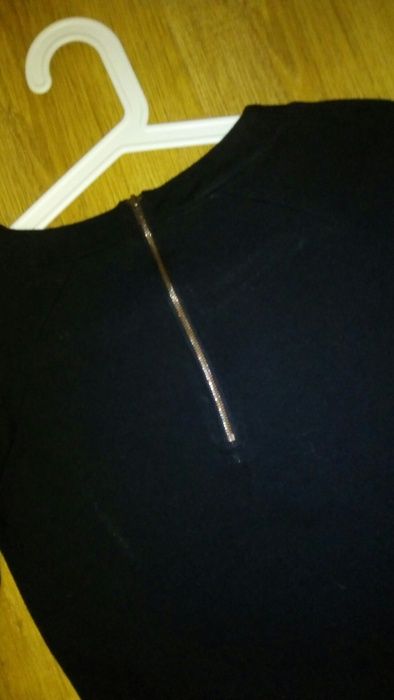 Wyszczuplająca sukienka Reserved czarno-bordowa rozmiar XS/S/M