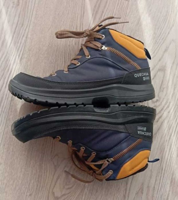 Bota impermeável Quechua homem 42