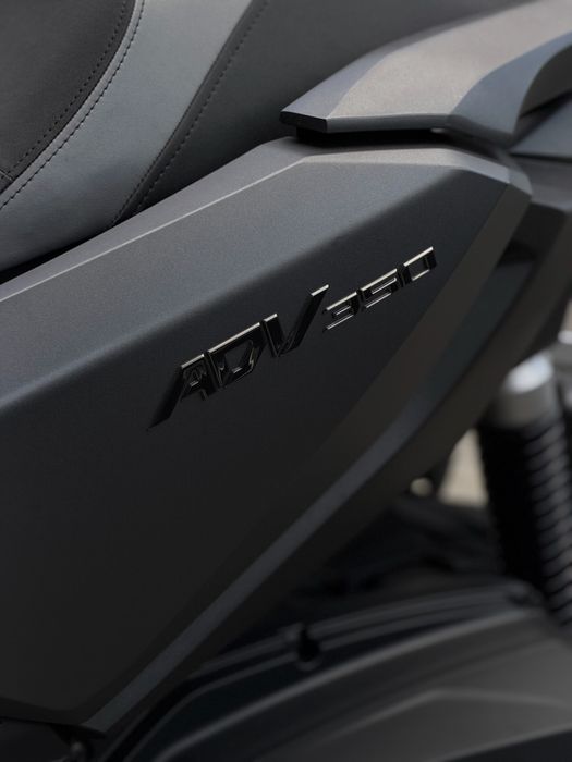 HONDA ADV 350 - Ótimo Estado!