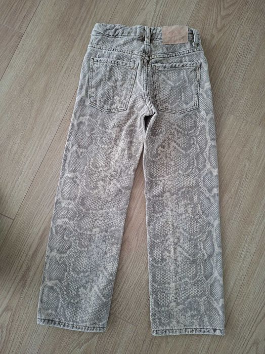Calça de ganga Zara menina, estampado animal. Tam. 8 anos