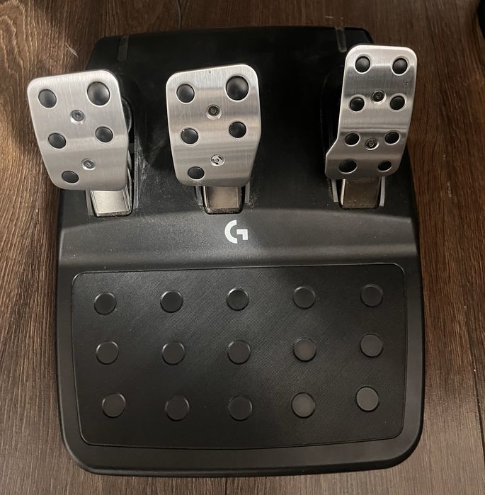 Кермо Logitech G923 Trueforce