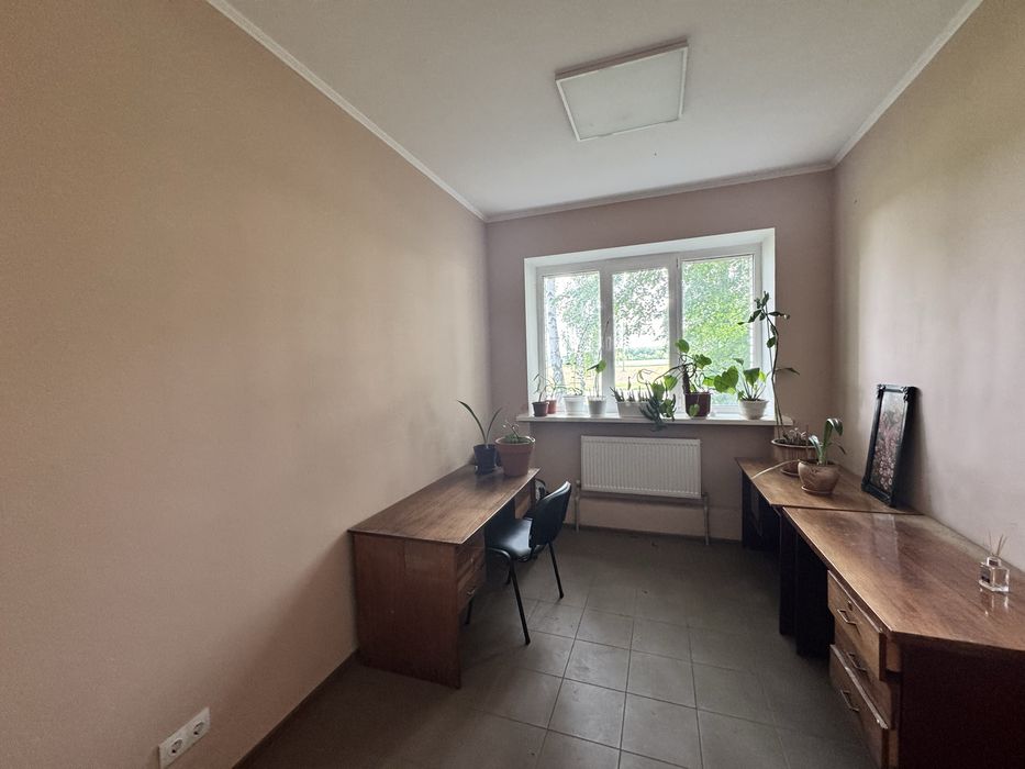 Продаж автопарку з виробничо-офісним комплексом  4,39 га