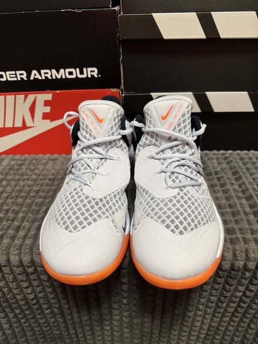 Волейбольні кросівки Nike Zoom Hyperspeed Court SE 45,5(29,8см) оригінал