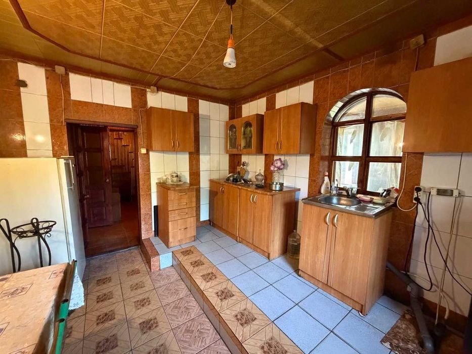 Продаж 3 поверхового будинку в с. Хмельовик 200 м2