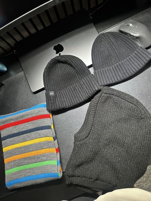 Дитячі шапки /весна осінь  на 2-3 роки