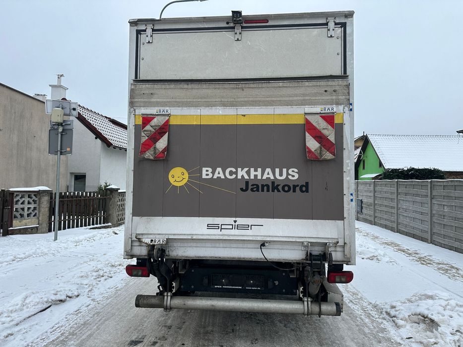 Kontener z winda vw crafter
