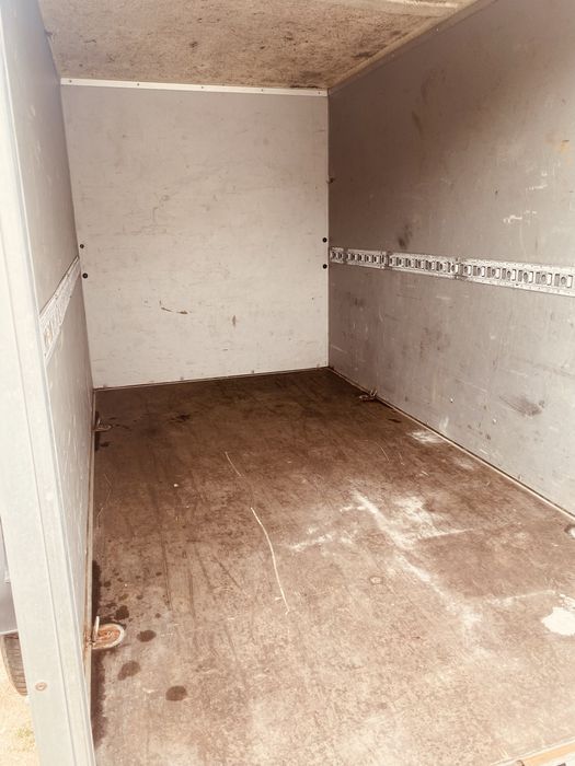 Atrelado reboque Box to rent / alugar