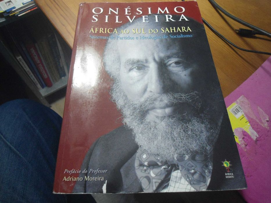 África ao Sul do Sahara por Onésio Silveira