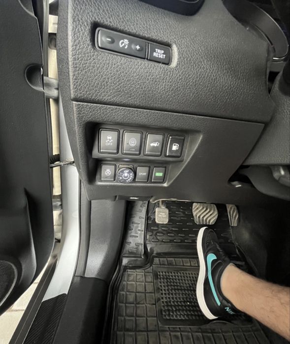 Продам авто Nissan Rog 2018 рік