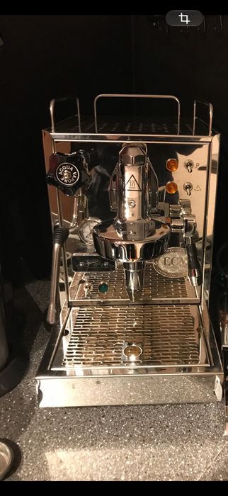 Máquina de Café Espresso ECM Classika PID – Profissional