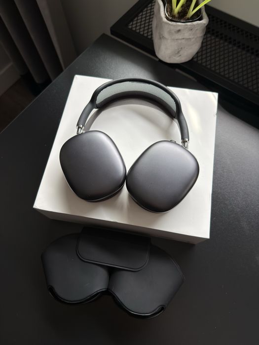 Sluchawki Airpods Max