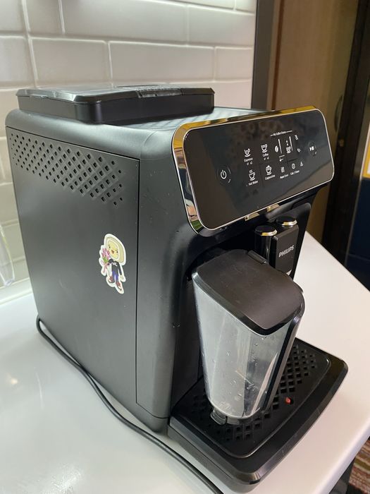Кавоварка Philips Series 2200 LatteGo
